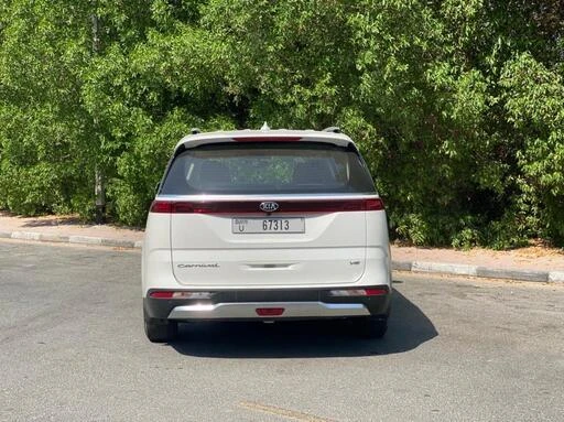 Kia Kia Carnival 2022 2024 - 7 Seater Car thumbnail NaN